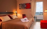   Kyparissia Beach Hotel 3*+  11