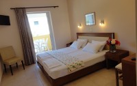   Konstantin Beach Hotel 3*  10