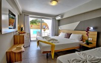 Klelia Beach Hotel 3*  4