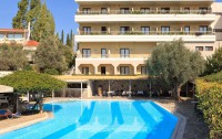   Miramare Hotel Eretria 4*  21