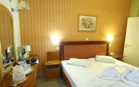 Mantas Hotel 4*  4