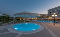 Apollo Beach Resort 4*  3