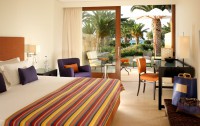 Kernos Beach Hotel 4*  5