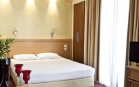   Golden City Hotel 3*  1