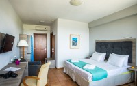   Coral Blue Hotel 3*  9