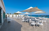   Avra Beach Resort 4*  38