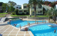   Avra Beach Resort 4*  25