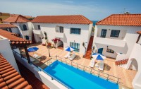   Iliana Apartments & Hotel 2*  1