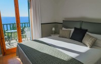   Corfu Residence 4*  8