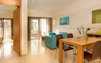 Amalthia Beach Resort 4*  5