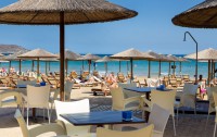   Amalthia Beach Resort 4*  12