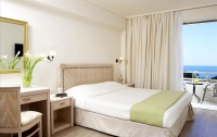 Amarilia Hotel 4*  5