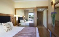 Ramada Attica Riviera 4*  3