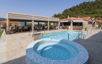   Ntinas Filoxenia Hotel & Spa 4*  31