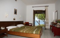 Celia Apartments Hotel 2*  2