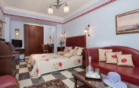 Enavlion Hotel 4*  5