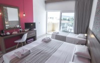 Lavris Hotel & Spa 4*  4