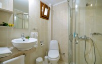   Aristotelis Hotel 2*  4