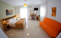   Sarantis Hotel 3*  3