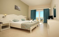   Arion Palace Hotel 4*  15