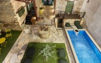   Athenian Residences Pool & Luxury Suites APT  21