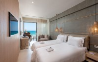   Ikones Seafront Luxury Suites 5*  5