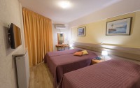 Poseidon Hotel ( Patra) 3*  5