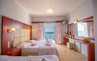 Agoulos Beach Hotel 2*  4