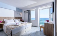   Alia Beach Hotel 3*  6