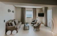   Pefkaki Boutique Hotel Loutraki 4*  7