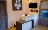   Aliston Hotel Studios 2*  13