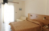   Ammouliani Hotel 3*  8