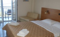   Ammouliani Hotel 3*  7