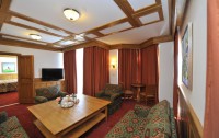 Pirin Golf Hotel & Spa 5*  4