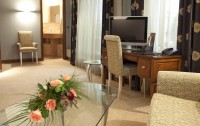   Best Western Trakia 4*  16