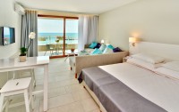 White Lagoon Resort 4*  5