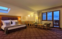   Kempinski Hotel Grand Arena 5*  43