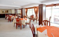   Estreya Palace 4*  18