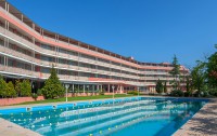   Aronia Beach 4*  1