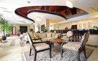   Doubletree  By Hilton Varna 5*  12