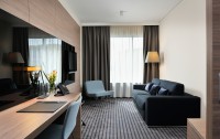 Radisson Blu Plaza 4*  2