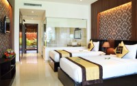   The Sailing Bay Beach Resort 4*  35