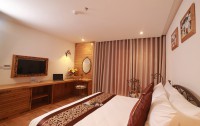   Edele Hotel 3*  9