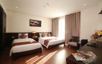   Edele Hotel 3*  6