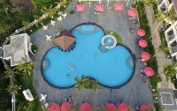   Richis Beach Resort 4*  11