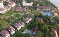   Richis Beach Resort 4*  12