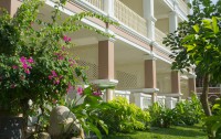   Richis Beach Resort 4*  6