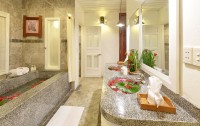   Ancient House Resort 4*  11