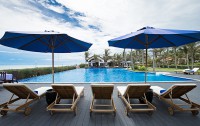   Blue Bay Mui Ne Resort & Spa  3*  54