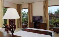   Takalau Residences & Resort 4*  6